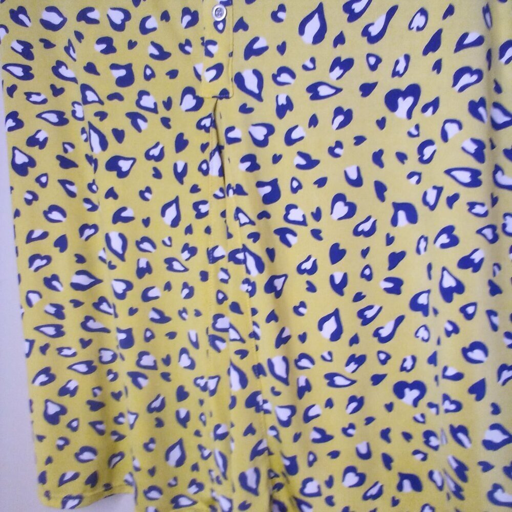 N Touch Blouse M Lot of 3 Short Sleeve Soft Stretch Pattern Yellow Red Green - Picture 12 of 12